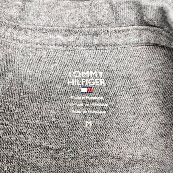 Tommy Hilfiger Women Tops, Stitched Lettering Logo Short Sleeve Grey Tee, Sz M - Picture 2 of 8